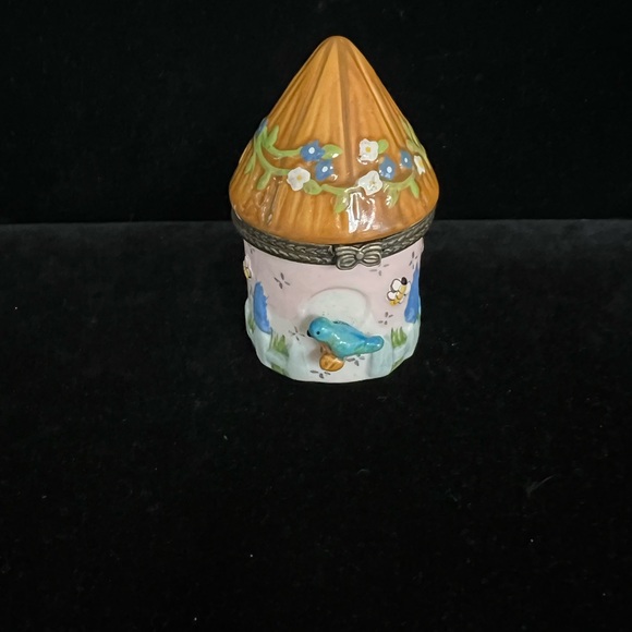 Decorative Ceramic Birdhouse Collectible Trinket Box with Floral Design - Picture 1 of 7